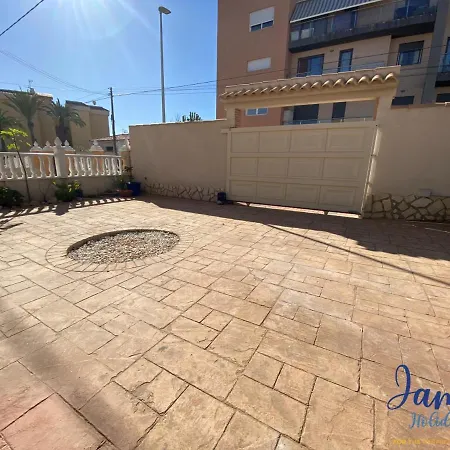 וילה Superb 3 Bed Pool/beachside Punta Prima Pp22 טורבייחה