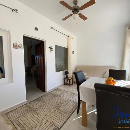 Superb 3 Bed Pool/beachside Punta Prima Pp22 טורבייחה
